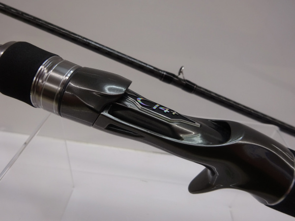 18ハードロッカーB76H